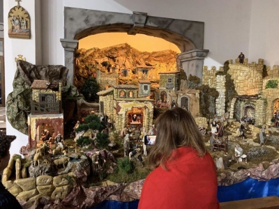 Un capolavoro: l&#039;Amministrazione Comunale si congratula con gli autori del Presepe inaugurato nella Chiesa di San Narciso a Serbariu