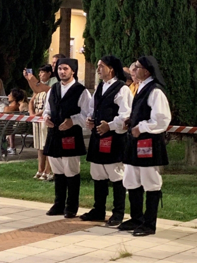 Grande successo per l&#039;undicesima edizione di &quot;Ballus in pratza&quot; a Cortoghiana: il video