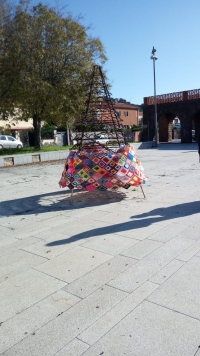 Domenica 15 Dicembre alle ore 9 l&#039;inaugurazione dell&#039;albero di Natale di piazza 1° Maggio